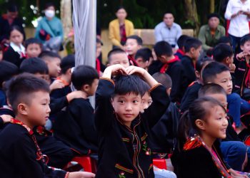 Thư cảm ơn đầy xúc động từ Hiệu trưởng PTDTBT Nậm Mười gửi tới Kaopiz