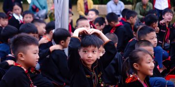 Thư cảm ơn đầy xúc động từ Hiệu trưởng PTDTBT Nậm Mười gửi tới Kaopiz