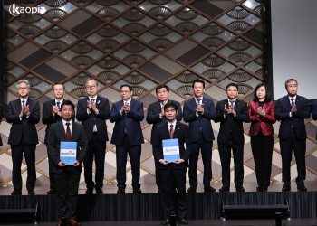 [HOT] Thủ tướng chứng kiến Kaopiz Holdings và Tập đoàn Hammock ký kết ghi nhớ hợp tác đầu tư