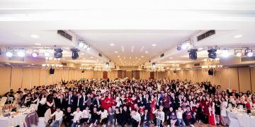 Bỏ túi bí kíp quẩy banh nóc cùng “BAY”