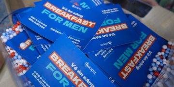 “Cánh mày râu” của Kaopiz Hà Nội hào hứng với “Beakfast for men” trong ngày Anh em Kaopiz