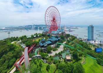 Bỏ túi địa điểm ăn chơi ở Hạ Long làm say lòng du khách 