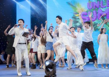 Người Kaopiz “bung” hết mình tại gala dinner Unleash Summer Spirit