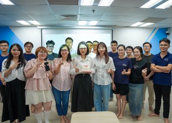 Mừng sinh nhật CBNV tháng 8 – các giọng ca vàng khuấy bừng không gian 