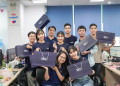 Tưng bừng nhận quà – sinh nhật 10 năm thật thăng hoa