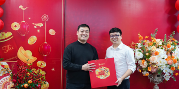Người Kaopiz nô nức nhận quà Tết: “Quà Tết trao tay, yêu thương gắn kết” 