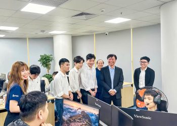 Kaopiz Đà Nẵng chào đón sinh viên Đại học Duy Tân: Thắt chặt hợp tác trong đào tạo nhân lực công nghệ