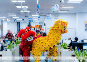 Khai xuân rộn ràng, năm mới bứt phá