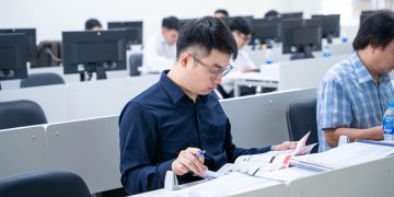 Kaopiz tham dự chấm đồ án sinh viên Bách Khoa hội đồng “Chuyển đổi số trong Giáo dục”